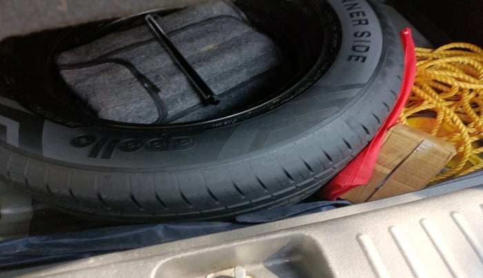 2020 Hyundai Creta E 1.5 DIESEL, Diesel, Manual, 88,364 km, tyre