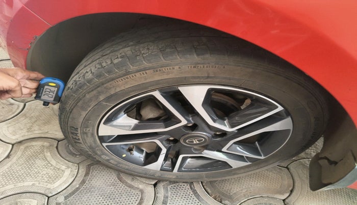 2020 Tata Tiago XZ PLUS PETROL, Petrol, Manual, 30,951 km, tyre