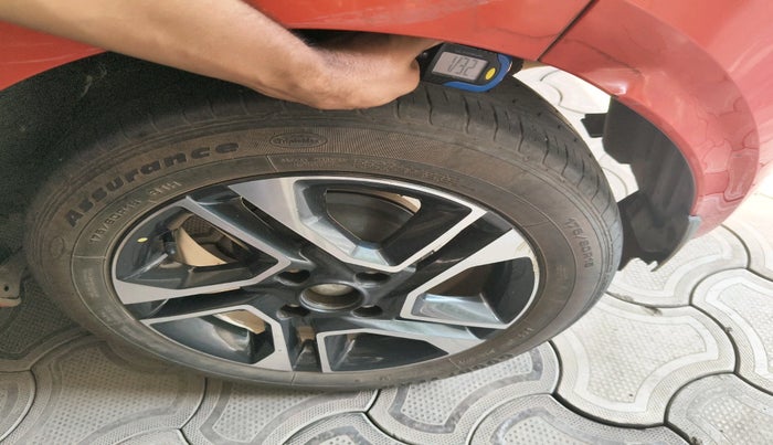 2020 Tata Tiago XZ PLUS PETROL, Petrol, Manual, 30,951 km, tyre