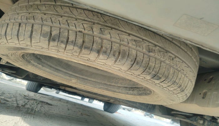 2021 Hyundai ALCAZAR PRESTIGE(O) 1.5 AT 7STR, Diesel, Automatic, 1,36,654 km, tyre