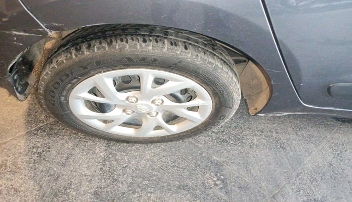 2018 Hyundai Grand i10 SPORTZ 1.2 KAPPA VTVT, Petrol, Manual, 38,026 km, tyre