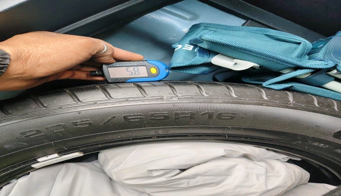 2019 KIA SELTOS HTK PLUS 1.5, Petrol, Manual, 55,711 km, tyre