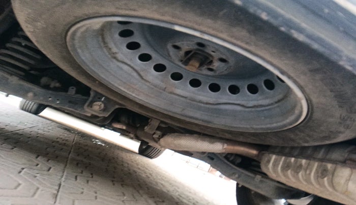 2021 Mahindra XUV700 AX 7 P AT 7 STR, Petrol, Automatic, 83,938 km, tyre