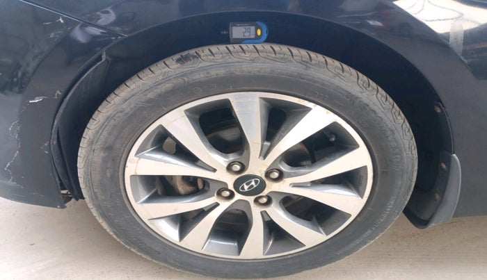 2015 Hyundai Verna FLUIDIC 1.6 CRDI S(O) 4S, Diesel, Manual, 1,02,228 km, tyre