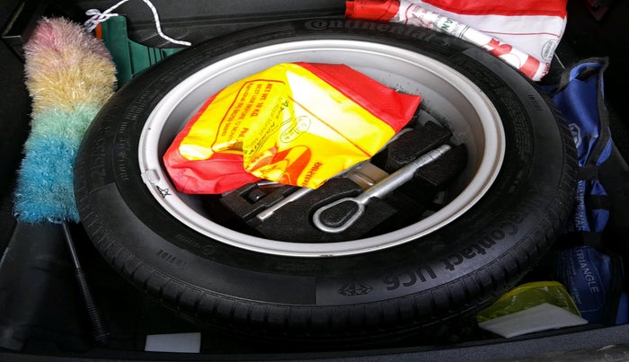 2022 MG ZS EV EXCLUSIVE, Electric, Automatic, 85,960 km, tyre