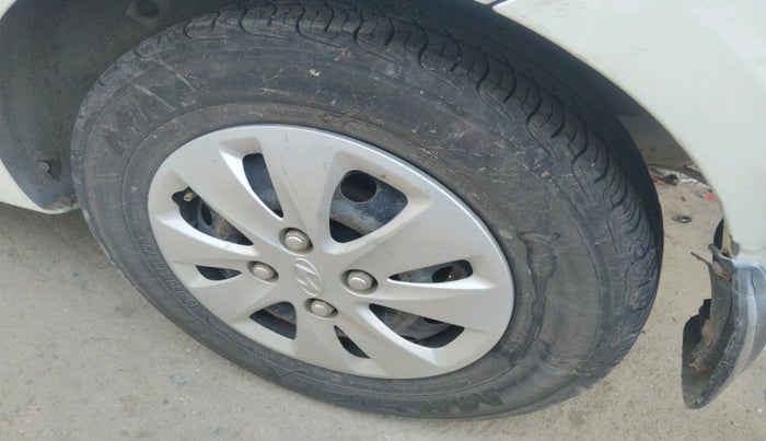 2011 Hyundai i10 SPORTZ 1.2, Petrol, Manual, 43,412 km, tyre