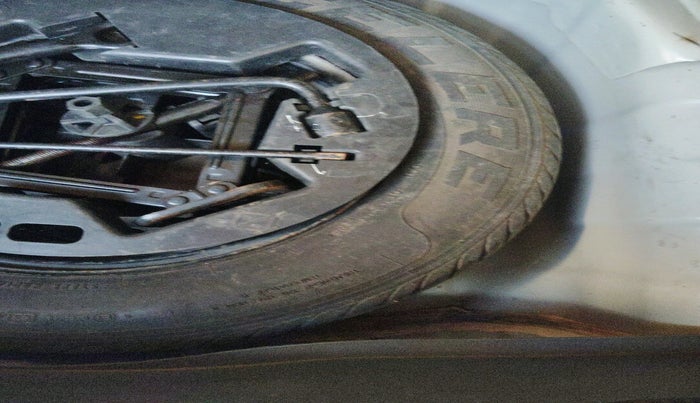 2011 Hyundai i10 SPORTZ 1.2, Petrol, Manual, 43,412 km, tyre