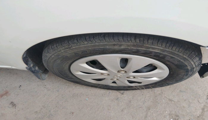 2011 Hyundai i10 SPORTZ 1.2, Petrol, Manual, 43,412 km, tyre