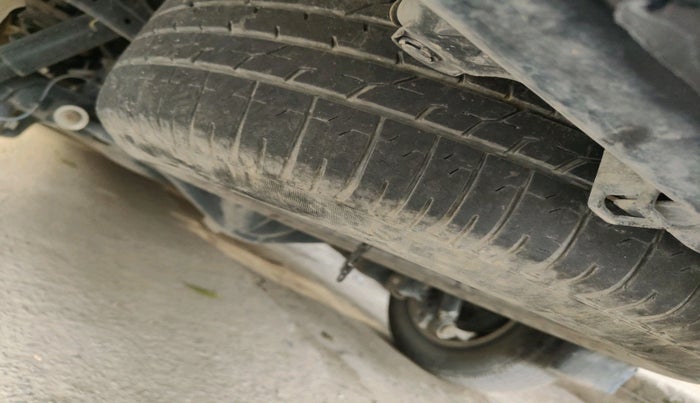 2022 Toyota Innova Crysta 2.4 VX 8 STR, Diesel, Manual, 67,254 km, tyre