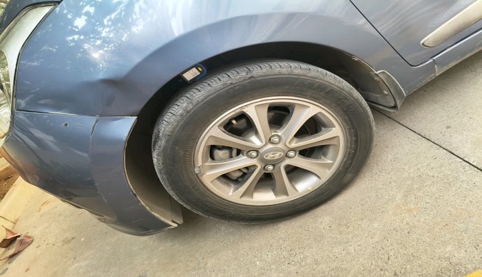 2015 Hyundai Grand i10 ASTA (O) 1.2 KAPPA VTVT, Petrol, Manual, 33,274 km, tyre