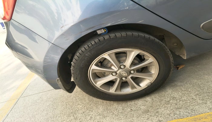 2015 Hyundai Grand i10 ASTA (O) 1.2 KAPPA VTVT, Petrol, Manual, 33,274 km, tyre