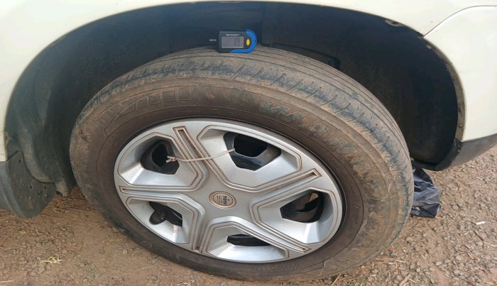 2016 Renault Duster 85 PS RXL DIESEL, Diesel, Manual, 88,000 km, tyre