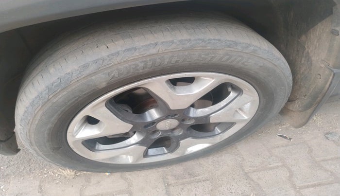 2019 Jeep Compass LIMITED PLUS DIESEL, Diesel, Manual, 1,45,742 km, tyre