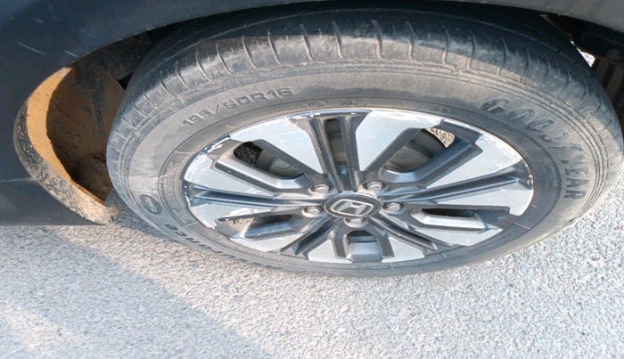 2020 Honda WR-V 1.5L I-DTEC VX MT, Diesel, Manual, 70,653 km, tyre