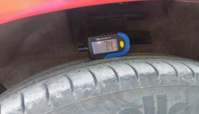 2011 Maruti Ritz LXI, Petrol, Manual, 81,327 km, tyre