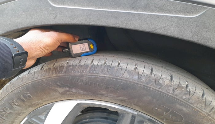 2019 Hyundai VENUE SX 1.0 TURBO, Petrol, Manual, 74,855 km, tyre