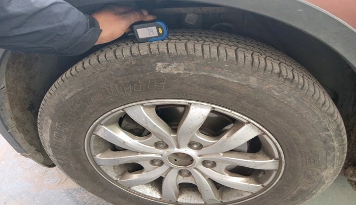 2018 Mahindra XUV500 W11, Diesel, Manual, 78,053 km, tyre