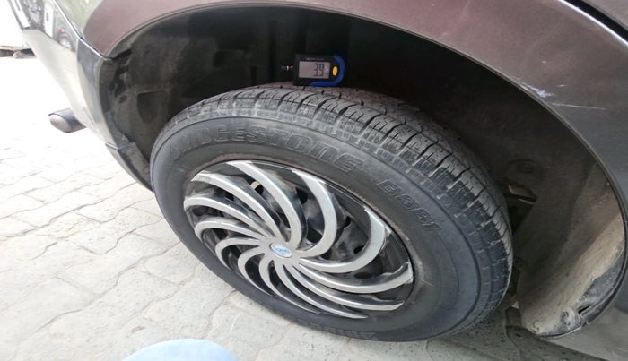 2016 Maruti Swift Dzire VXI, Petrol, Manual, 75,510 km, tyre