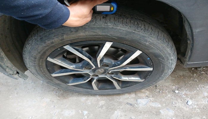 2017 Mahindra KUV 100 NXT K8 D 6 STR, Diesel, Manual, 39,508 km, tyre