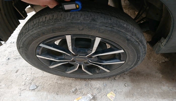 2017 Mahindra KUV 100 NXT K8 D 6 STR, Diesel, Manual, 39,508 km, tyre