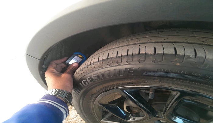 2023 Maruti IGNIS ZETA 1.2 AMT, Petrol, Automatic, 22,122 km, tyre