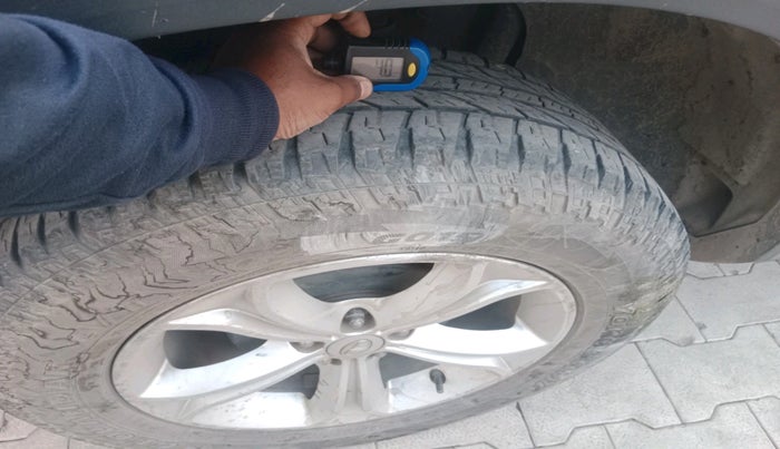 2019 Tata Harrier XZ 2.0L, Diesel, Manual, 75,090 km, tyre