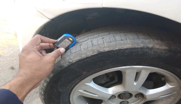 2011 Hyundai i20 SPORTZ 1.2, Petrol, Manual, 1,10,509 km, tyre