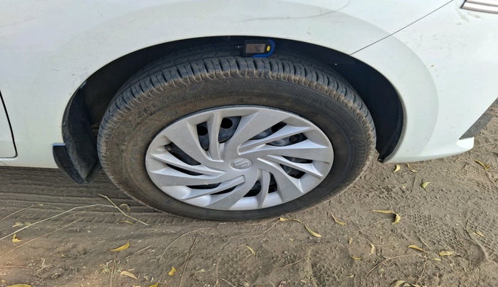 2021 Maruti Ertiga VXI SHVS, Petrol, Manual, 5,307 km, tyre