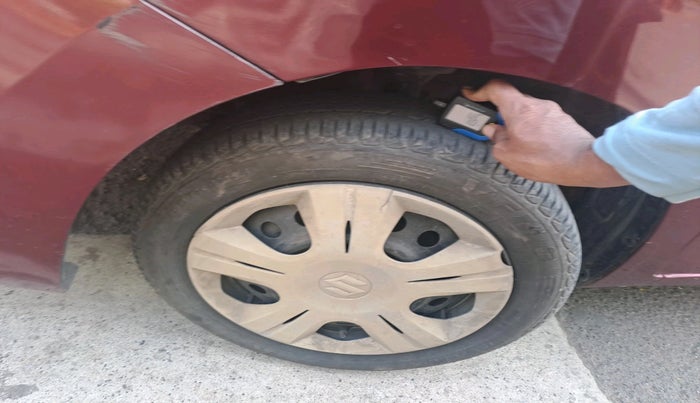 2011 Maruti Wagon R 1.0 VXI, Petrol, Manual, 49,299 km, tyre