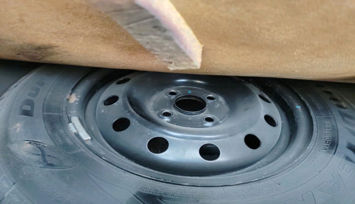 2013 Maruti Swift Dzire VXI, Petrol, Manual, 71,930 km, tyre