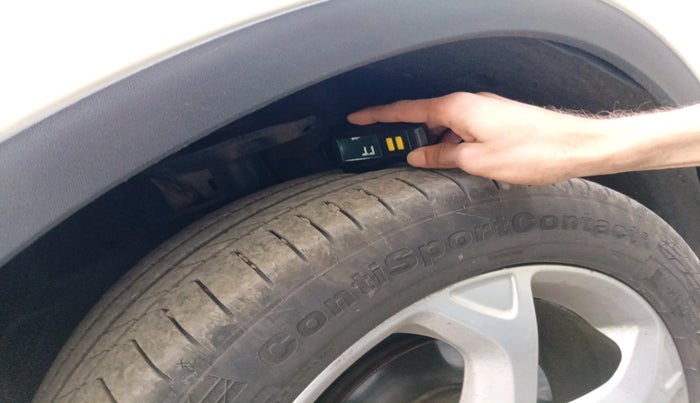 2017 Mercedes Benz GLA Class 200 CDI SPORT, Diesel, Automatic, 1,25,147 km, tyre