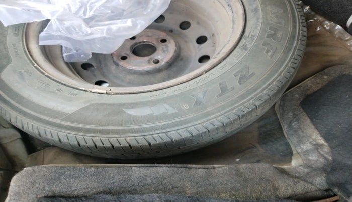 2013 Maruti Swift Dzire VDI, Diesel, Manual, 1,16,234 km, tyre