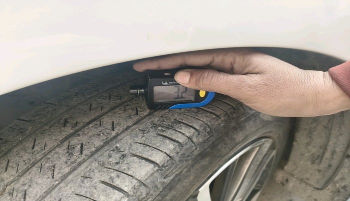 2020 Honda City 1.5L I-VTEC ZX, Petrol, Manual, 49,439 km, tyre