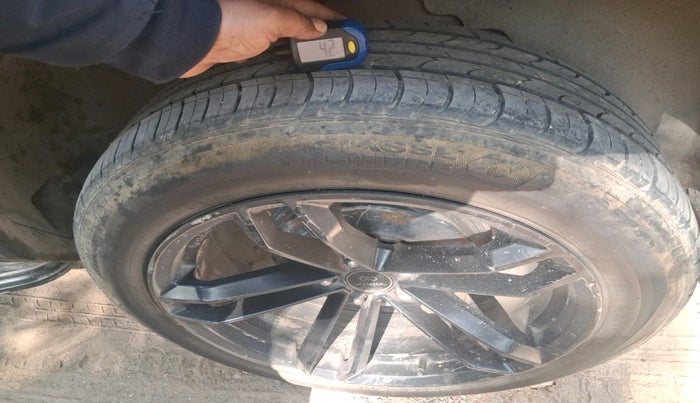 2019 Tata Harrier XZ 2.0L, Diesel, Manual, 60,357 km, tyre