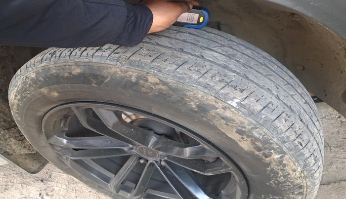 2019 Tata Harrier XZ 2.0L, Diesel, Manual, 60,357 km, tyre