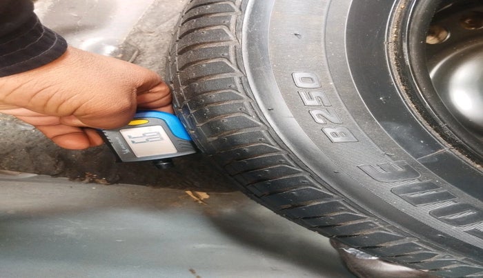 2019 Honda City 1.5L I-VTEC SV, Petrol, Manual, 1,13,897 km, tyre