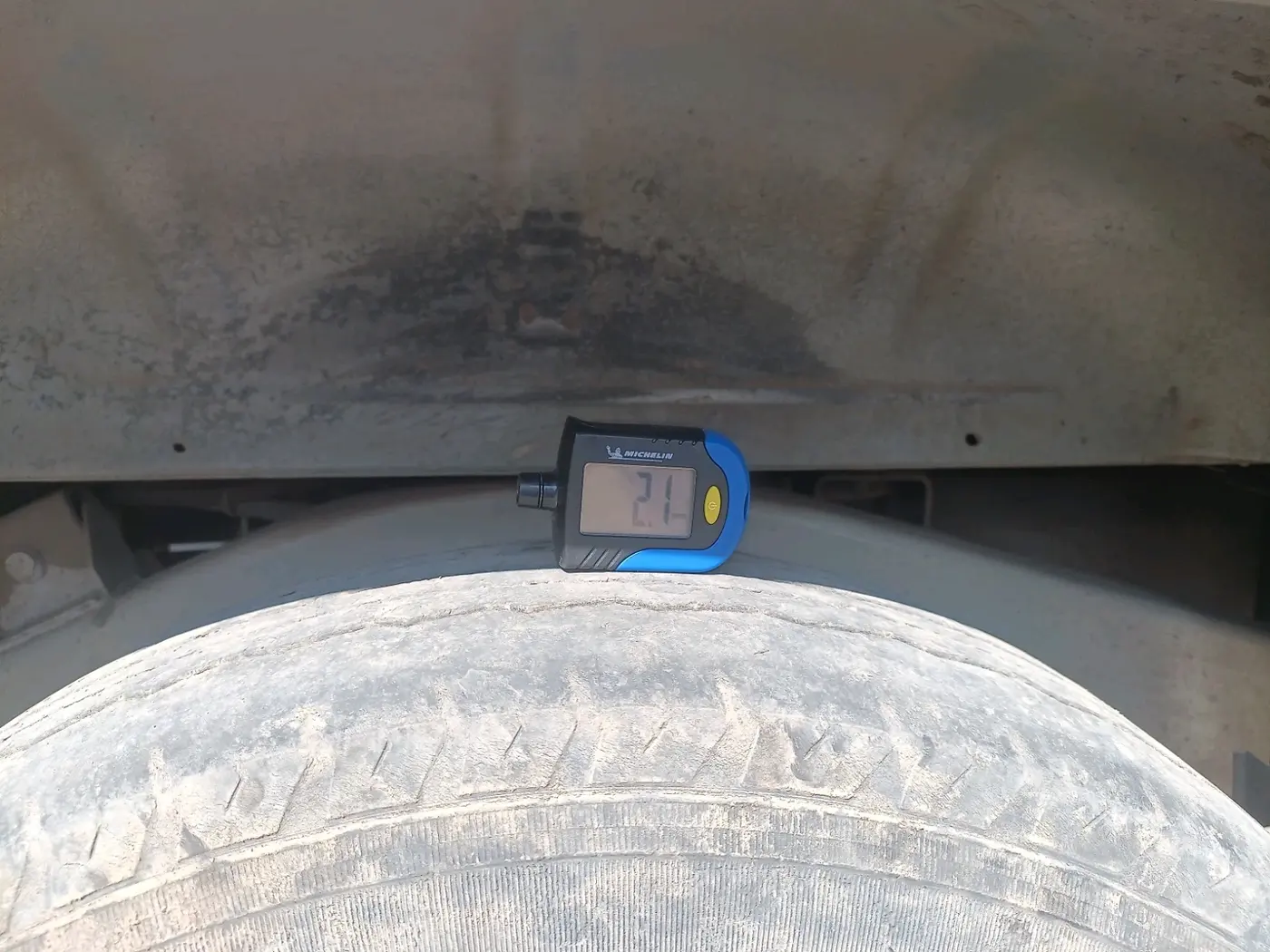 2011 Mahindra Bolero SLX BS-III, Diesel, Manual, 2,50,000 km, tyre