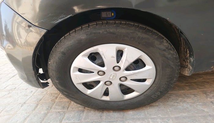 2011 Hyundai i10 SPORTZ 1.2 AT, Petrol, Automatic, 45,640 km, tyre