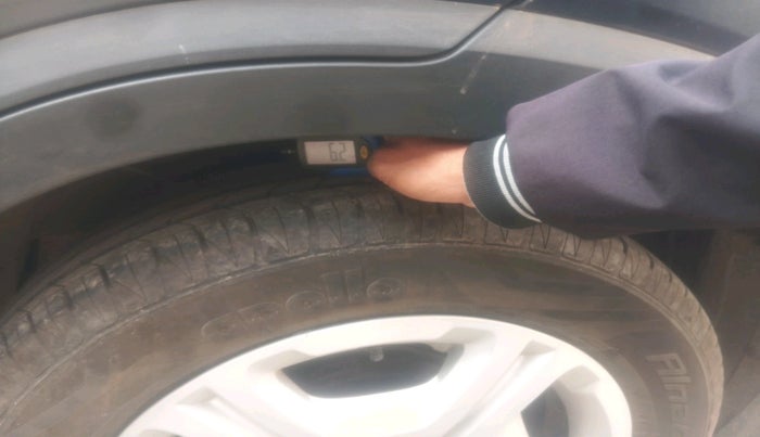 2022 KIA SONET HTK PLUS 1.2, Petrol, Manual, 11,026 km, tyre