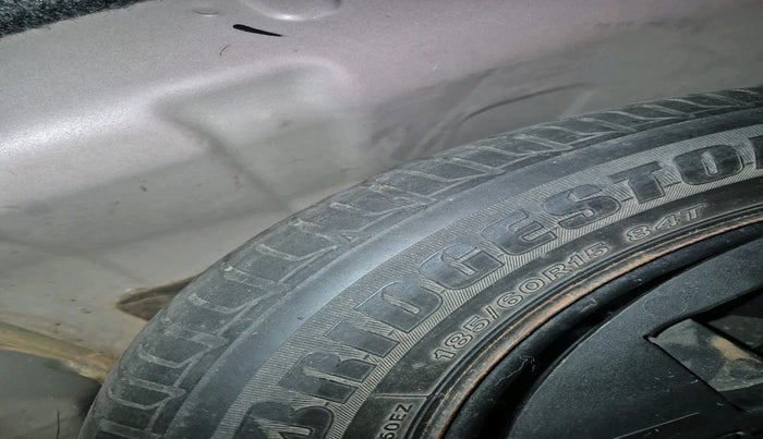 2017 Mahindra Kuv100 K8 D 6 STR, Diesel, Manual, 61,381 km, tyre