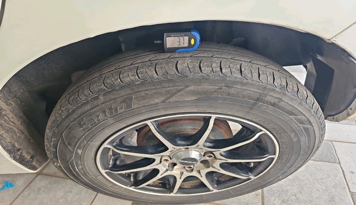 2021 Maruti Swift VXI, Petrol, Manual, 69,759 km, tyre