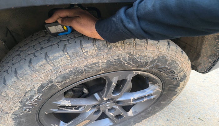 2024 Mahindra Thar LX HARD TOP 4WD MT, Diesel, Manual, 20,822 km, tyre