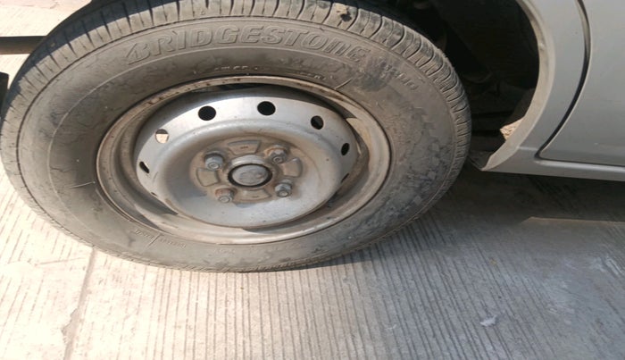 2011 Maruti Alto LXI, Petrol, Manual, 41,486 km, tyre