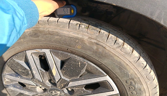 2022 Hyundai VENUE SX 1.0 TURBO, Petrol, Manual, 70,419 km, tyre