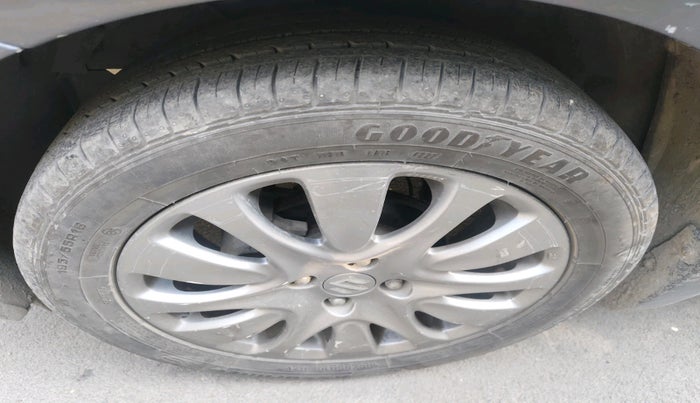 2017 Maruti Baleno ALPHA PETROL 1.2, Petrol, Manual, 76,586 km, tyre