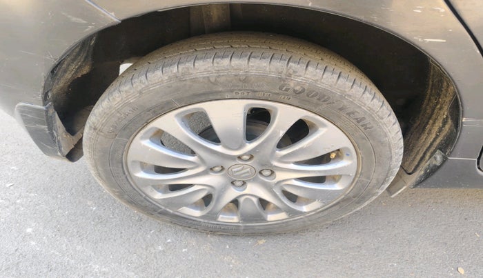 2017 Maruti Baleno ALPHA PETROL 1.2, Petrol, Manual, 76,586 km, tyre