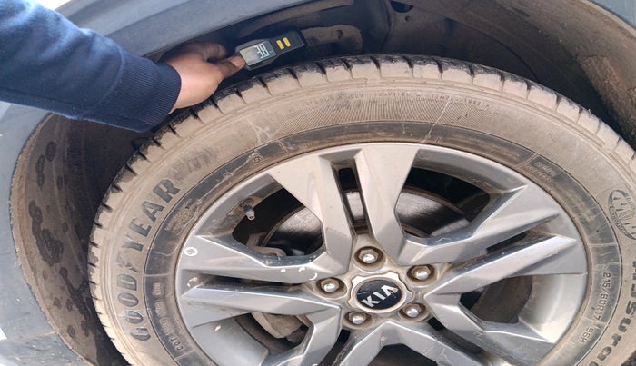 2020 KIA SELTOS HTX 1.5 PETROL, Petrol, Manual, 25,440 km, tyre