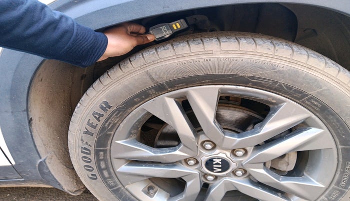 2020 KIA SELTOS HTX 1.5 PETROL, Petrol, Manual, 25,440 km, tyre