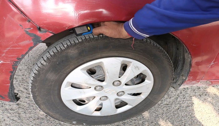 2011 Hyundai i10 MAGNA 1.2, Petrol, Manual, 1,02,206 km, tyre