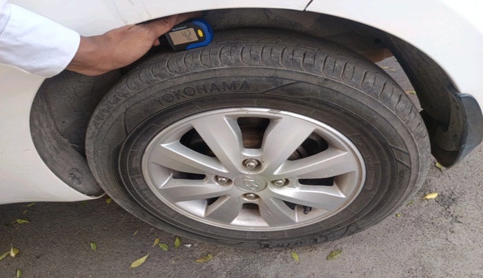 2012 Hyundai i20 ASTA 1.4 CRDI, Diesel, Manual, 1,41,951 km, tyre